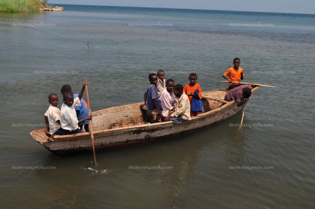 bateau-kabogo-a.1.jpg