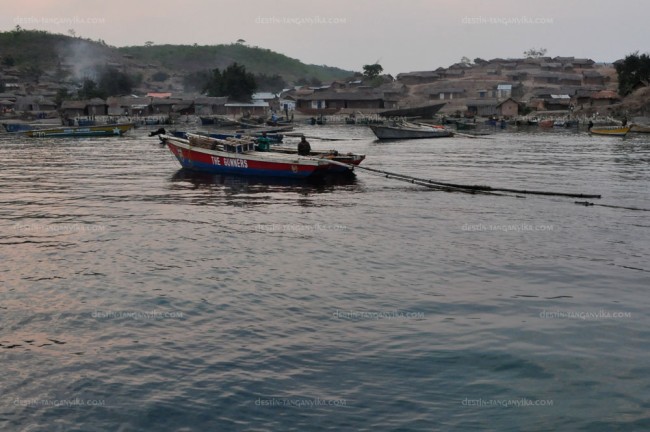 Bateau à Lubengela.