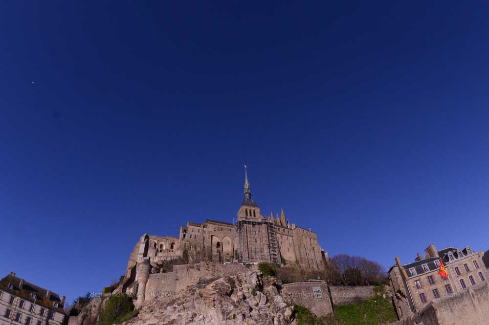 mont-st-michel-b.jpg